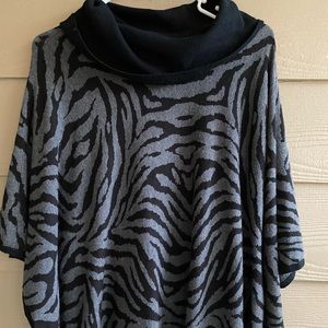 CHARTER CLUB BLACK & GRAY ZEBRA STRIPE PONCHO PETITE SMALL